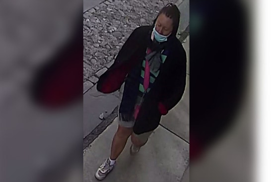Philadelphia Police Seek Public's Help to Identify Suspect in 2nd and Arch Street Robbery