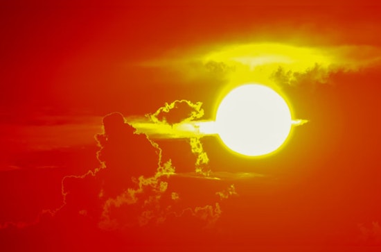 Phoenix to Sizzle as Temperatures Soar to 110 Degrees Amidst Prolonged Heatwave