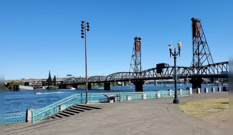 Portland Welcomes a Sunny Thursday, Weekend Showers on the Horizon