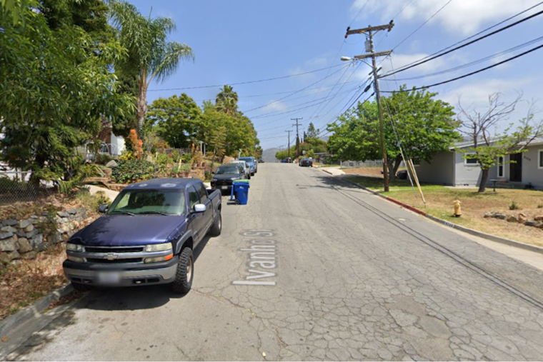 Quick Response by Firefighters Halts Brush Fire Near Homes in Spring Valley, East County