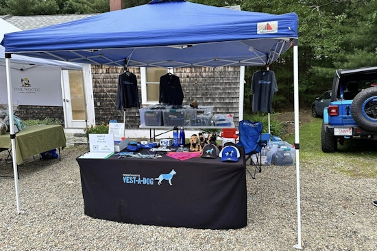 Rainy 5K Event for Massachusetts Vest-A-Dog Draws Energetic Community Support in Plymouth County
