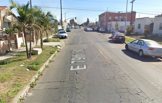 Rapid LAFD Response Extinguishes Early Morning Fire in Florence Neighborhood, No Injuries Reported