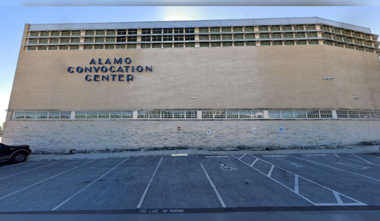 SAISD Shifts Graduation Ceremonies Indoors at Alamo Convocation Center Amid San Antonio Heatwave
