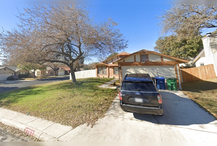 San Antonio Home Engulfed in Flames: Three Cats Perish, Dog Missing in Early Morning Fire