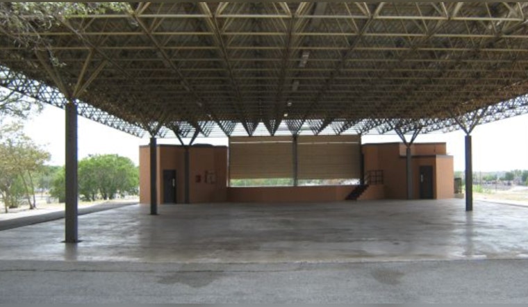 San Antonio Honors Boxing Legend Robert Quiroga with Rosedale Park Pavilion Renaming