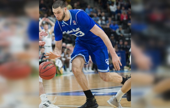 San Antonio Spurs Extend Qualifying Offers to Mamukelashvili and Duke Jr., Eyeing Future Roster Stability