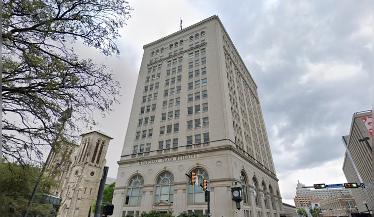 San Antonio's Latest Labor Talks with Firefighters Union Show Promise, but Wage Gaps Persist Amid Public Negotiation Process
