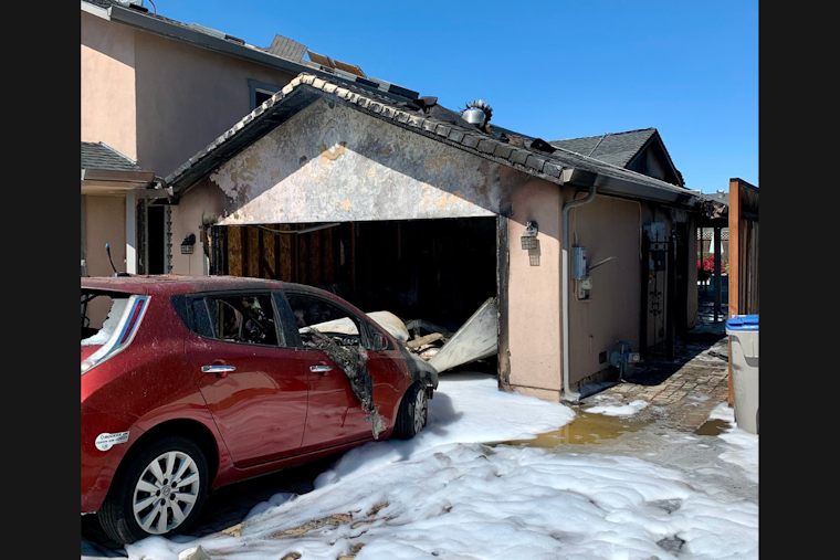 San José Firefighters Contain Blaze on Blossom Ave, Resident Injured, Evacuations Averted