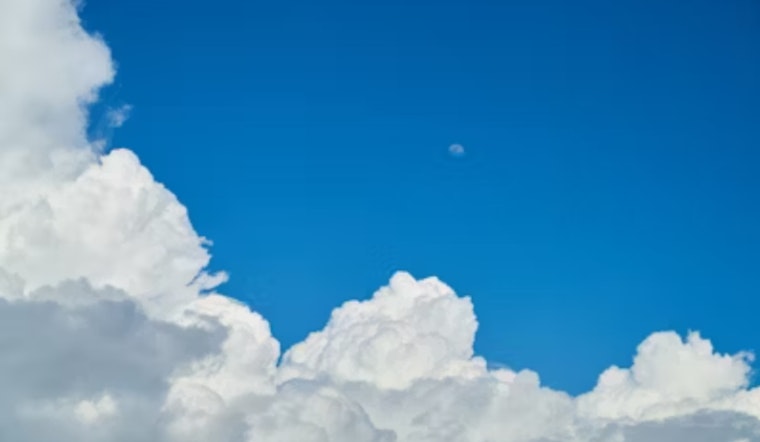 Seattle Basks in Clear Skies, Sunny Streak and Rising Temperatures Ahead, NWS Reports