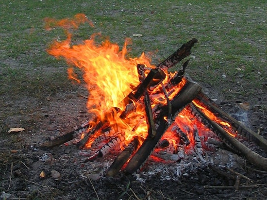 Snohomish County Imposes Stage 1 Outdoor Burning Ban Amid High Fire Danger