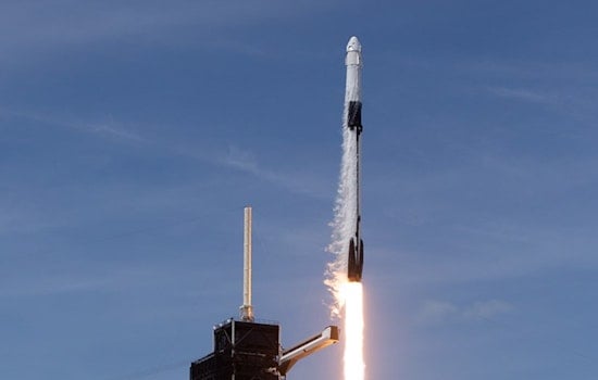SpaceX Lights Up the Night Sky with Falcon 9 Launch, Boosts Starlink Satellite Constellation