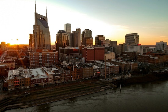 Steamy Heat Wave Hits Nashville, Residents Brace for Sweltering Highs and Air Quality Concerns