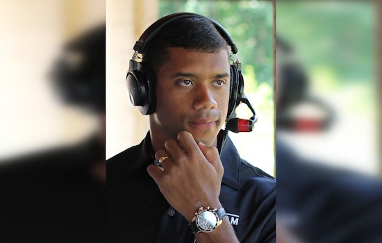 Steelers QB Russell Wilson Joins Zac Brown Band Onstage at Kenny Chesney Pittsburgh Concert