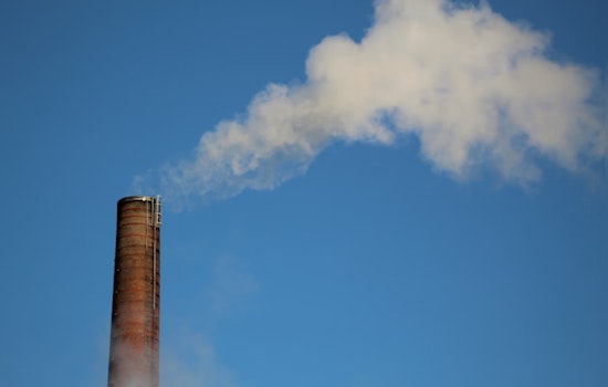 Supreme Court Slams Brakes on EPA's Smog Crackdown, Texas Cheers as Pollution Battle Intensifies