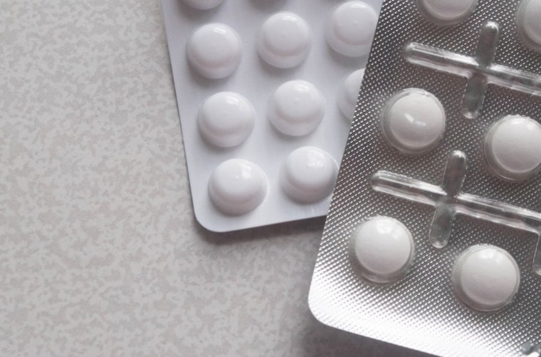 Supreme Court Unanimously Rejects Bid to Limit Mifepristone, Upholding Abortion Pill Access Amid Roe v. Wade Aftermath