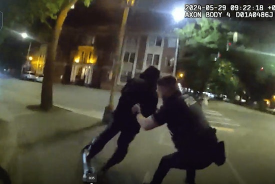 Suspected Armed Man Apprehended by Seattle Police in Belltown After Brief Chase