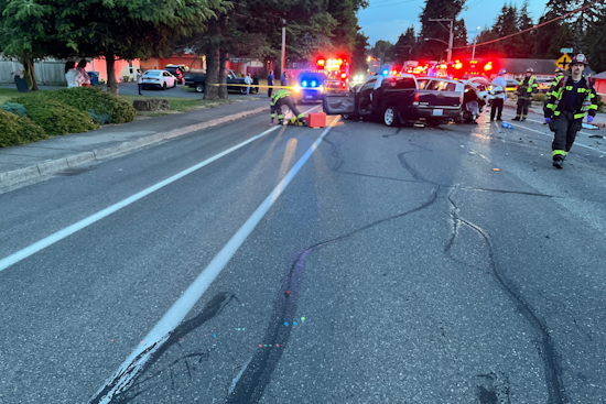Suspected DUI Crash in Renton Injures Family and Driver, Police Investigate