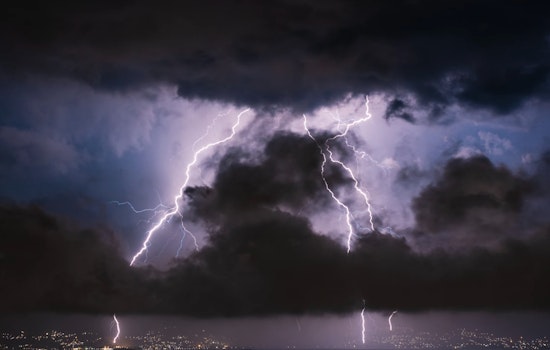 Tampa Braces for a Week of Thunderstorms and Sweltering Heat, Says NWS Forecast