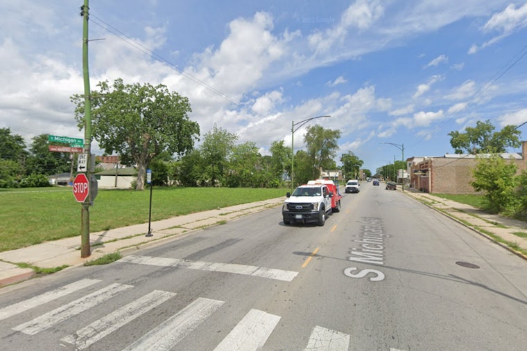 Teen and Woman Wounded in South Side Chicago Shooting, Police Seek Suspects