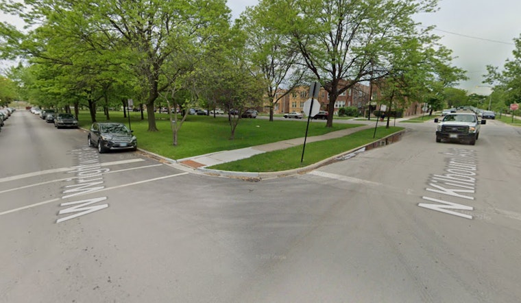Teen Girl Escapes Kidnapping Attempt in Chicago, Police Seek Suspect and Red Sedan