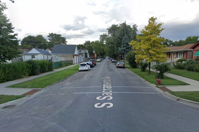 Teenage Boy Critical After Daytime Shooting in Chicago's Gage Park, No Suspects Arrested