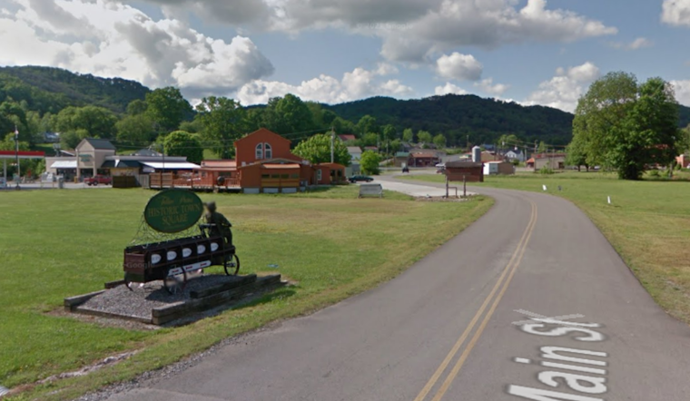 Tellico Plains Community Mourns as 2-Year-Old Girl Drowns in Pool Incident