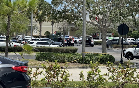 Texas Man Found Deceased Following Standoff with Port St. Lucie Police at Shopping Plaza