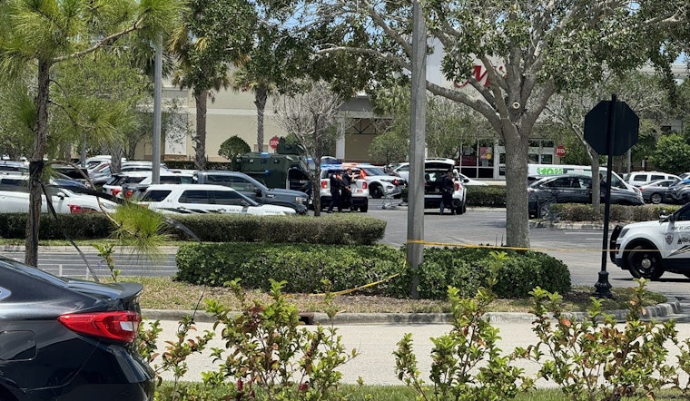 Texas Man Found Deceased Following Standoff with Port St. Lucie Police at Shopping Plaza