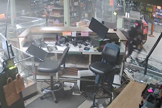 Thieves Use Stolen Car to Smash-and-Grab Guns in Murfreesboro Store Heist, Police Seek Suspects