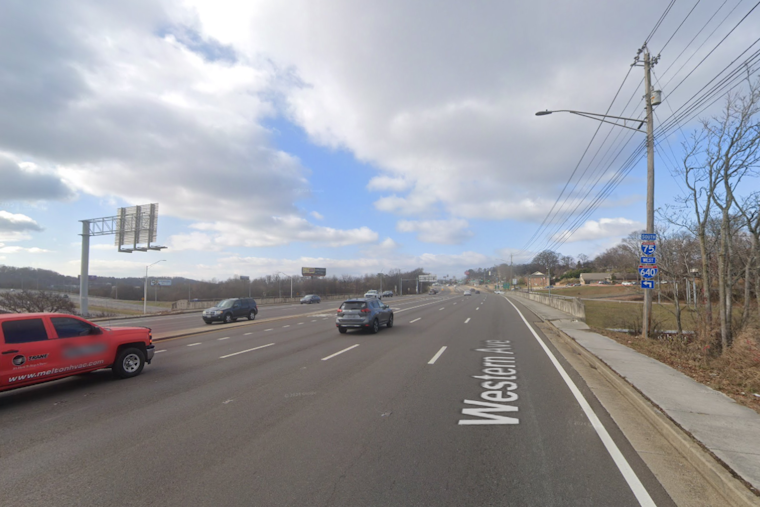 Three Fatalities in Knoxville After Chevrolet Suburban Crosses Into Oncoming Traffic on Western Avenue