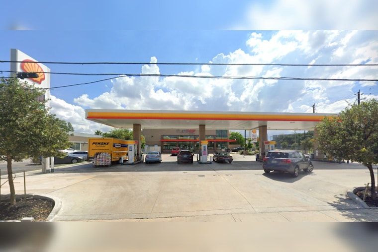 Three Hospitalized After Shooting at West Houston Gas Station, Houston Police Investigate Bellaire Boulevard Incident