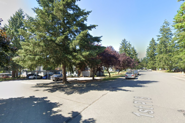 Tragedy Strikes Federal Way: Dog Perishes, Child Hospitalized and Family Displaced in Apartment Fire