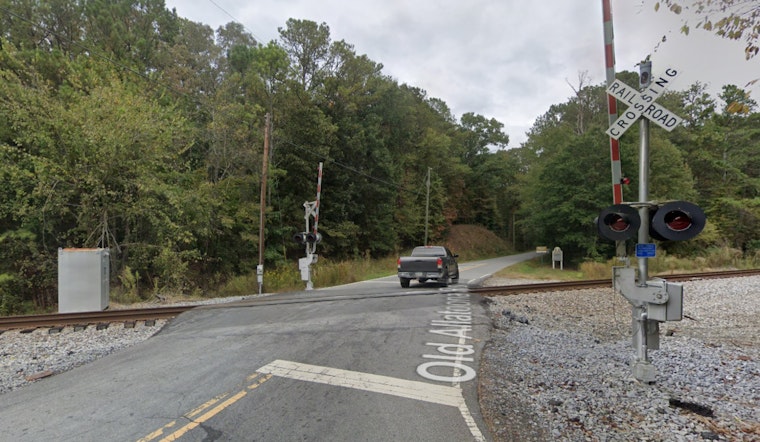 Truck Driver Escapes Seconds Before Train Collision in Bartow County, No Injuries Reported