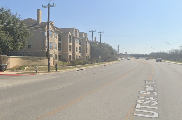 Two Injured in Stabbing at San Antonio Apartment Complex, Suspect on the Run