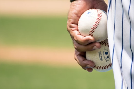 University of Georgia's Charlie Condon Wins 2024 Golden Spikes Award After Historic Season