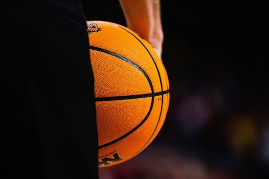 University of Texas Guard Rori Harmon's Determined Road to Recovery After ACL Tear