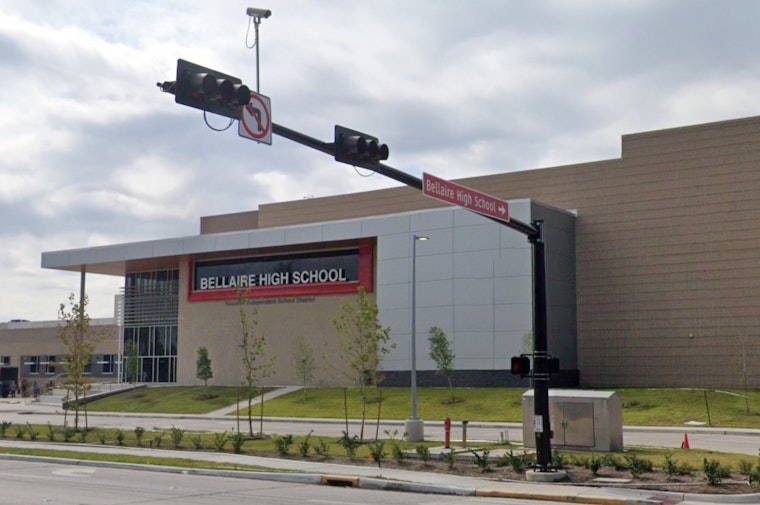 UPDATE: Bellaire High School Alters Yearbook Review Policy Amid Controversy Over Israel-Gaza Conflict Page