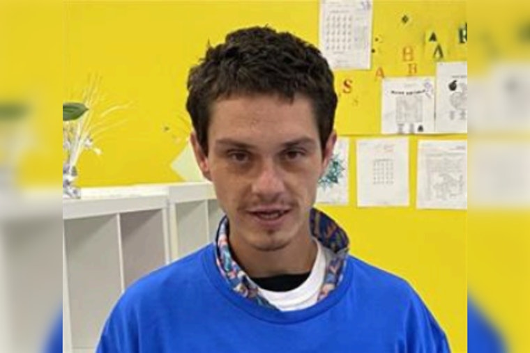 Urgent Search for Missing 33-Year-Old Michael Peciulis in Chicago, CPD Seeks Public's Help
