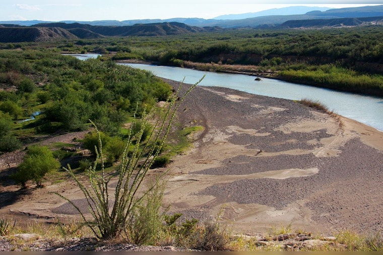 U.S. Supreme Court Halts Texas-New Mexico Water Deal, Asserts Need for Federal Oversight in Interstate Agreements