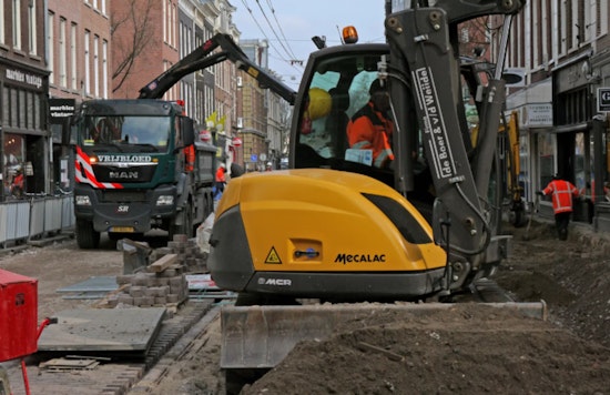 Weather Delays Paving in Minikahda Vista, Construction and Yard Restoration to Follow