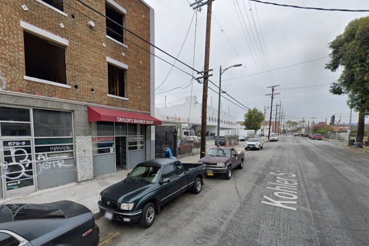 170 Firefighters Tackle Major Emergency Blaze in Downtown Los Angeles