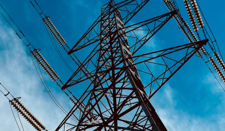 20,000 Hit by Power Outage in East Honolulu, Traffic Cautions Issued on Kalanianaole Highway