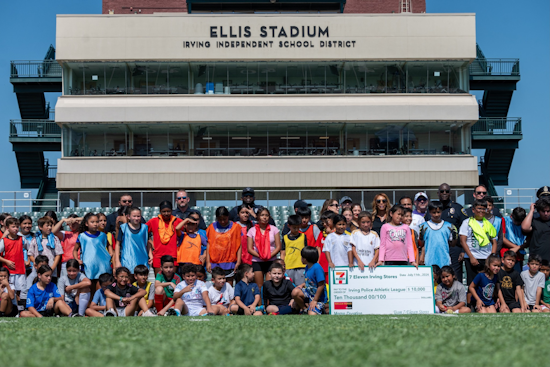 7-Eleven Celebrates Community in Irving, TX with Free Slurpees and $10K Donation to Police Youth Program