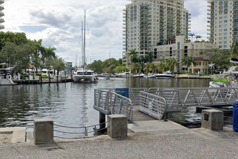 70-Foot Yacht Sinks on New River Near Fort Lauderdale's Esplanade Park, No Injuries Reported