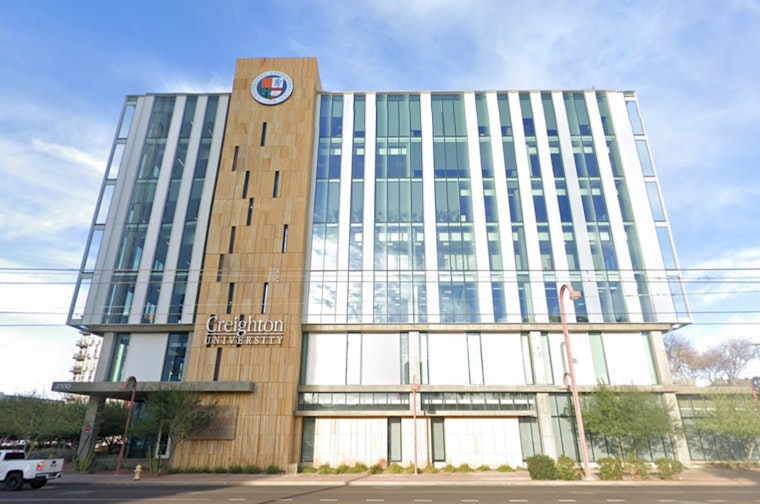 Arizona's Residency Shortage May Force Medical Graduates to Leave State Despite Local Roots