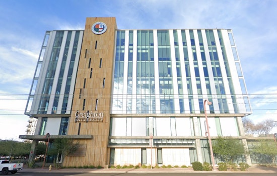 Arizona's Residency Shortage May Force Medical Graduates to Leave State Despite Local Roots