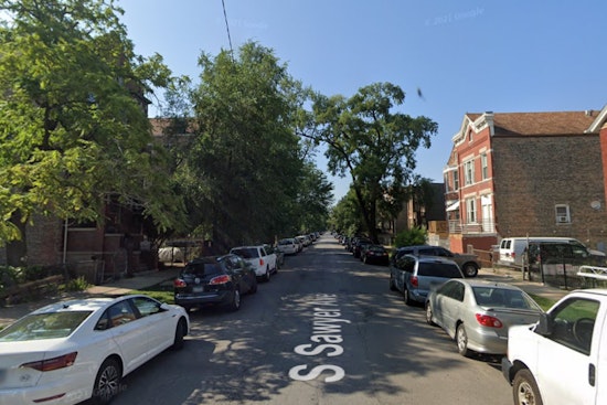 Arson Attack in Chicago's Little Village Injures Two, Police Launch Investigation