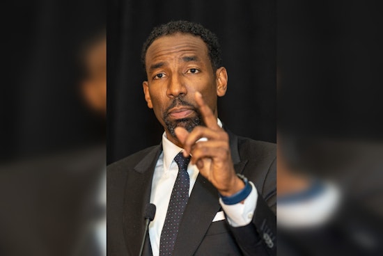 Atlanta Mayor Andre Dickens Endorses President Biden's Leadership, Cites Positive Impact on City and Nation