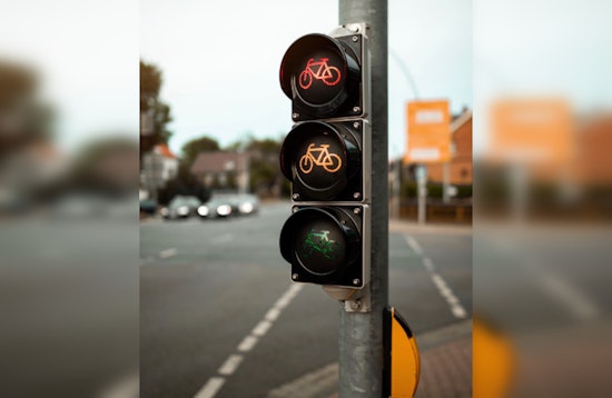 Austin Revamps I-35 and Fourth Street Crossing, New Traffic Signals Enhance Safety for Pedestrians and Cyclists