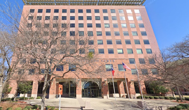 Bexar County Considers Two-Year Halt on New Debt Issuance to Preserve AAA Bond Rating Amidst Rising Debt Concerns